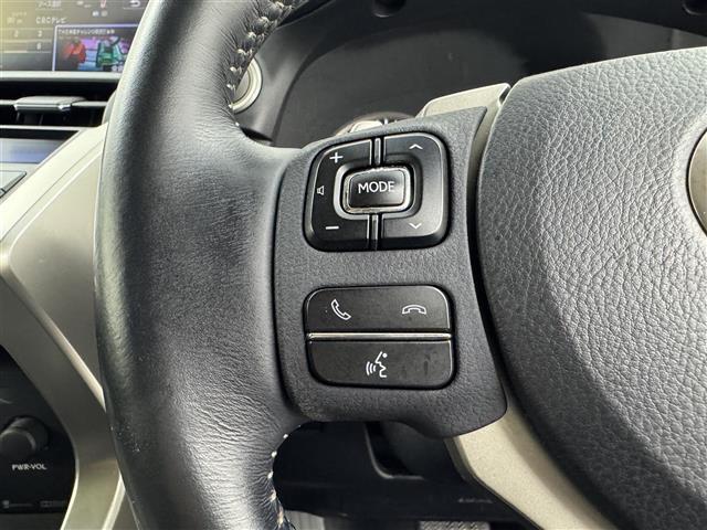 【運転席操作部】快適なドライブを楽しむための機能が装備されています！運転席から触れるので、使いやすいです！除菌プランいれていただくと、さらに清潔で安心していただけます！