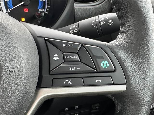 ◆親切丁寧◆車のことがよくわからない...そんな方でも大丈夫です！知識豊富なスタッフが丁寧に説明させていただきます。