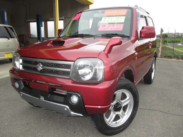 大きな傷凹みも無く全体的に綺麗です 純正フォグランプ付きです