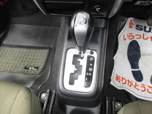 4速オートマチックトランスミッションです