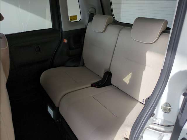 【新車も取り扱っております！】弊社は中古車だけではなく各メーカーの新車も取り扱っております。新車か中古車か悩まれるお客様も非常に多い中、弊社がお客様にとってより良いカーライフをご提案させて頂きます。