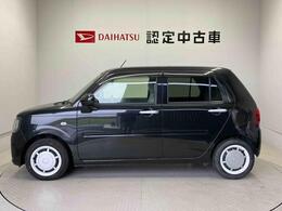 側面からの写真です。ご希望のお車が見当たらない場合は、弊社スタッフがしっかりとお客様のご要望に合ったお車をお探し致します。