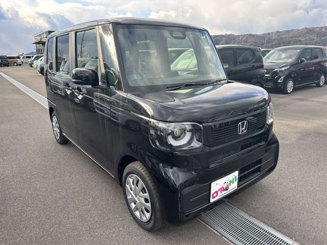 ■どんなお車でも査定可能！■　販売だけでなく不要になったお客様のお車を下取り・買取も承っております！査定だけでも構いません！ご不明な点がございましたら、一度店頭スタッフまでお気軽にお尋ねください。