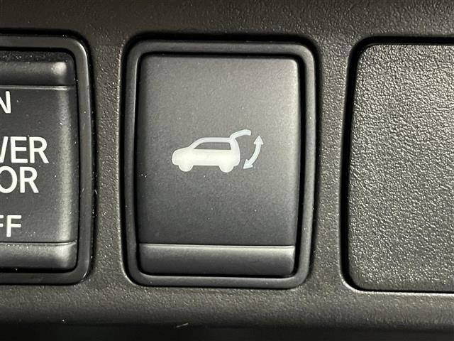 【運転席操作部】快適なドライブを楽しむための機能が装備されています！運転席から触れるので、使いやすいです！除菌プランいれていただくと、さらに清潔で安心していただけます！