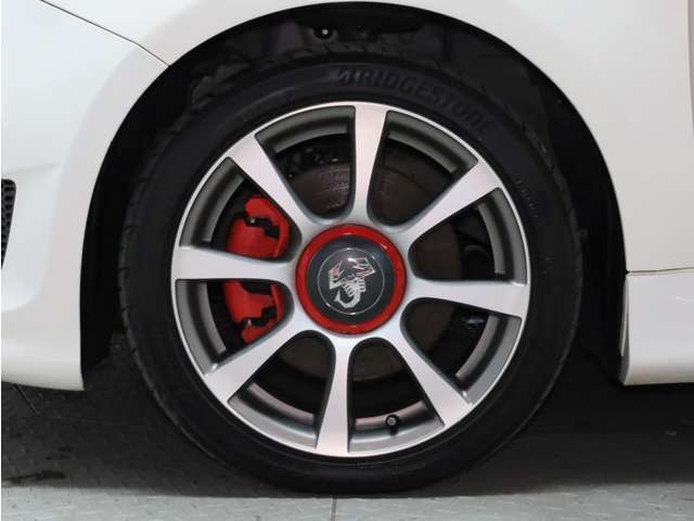 ■タイヤ195/45R16