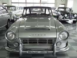 ■カーナビ■タイヤ■アルミホイール■HID■カスタム製作などなんでもご相談下さい■