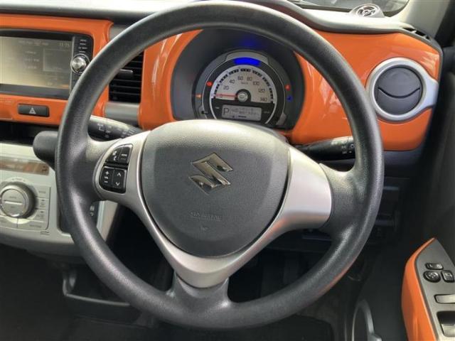 お車に合わせて無料保証以外にも、保証範囲、期間、距離を拡充させた有料保証もご用意しております！中古車の購入が初めてで不安・・・というお客様もご安心ください！