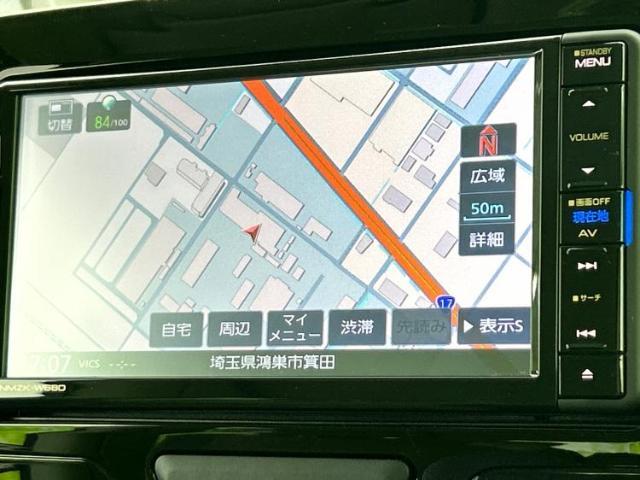 WECARSの店舗にはキッズコーナーがございます！お子様連れのお客様もごゆっくり車選びをお楽しみいただける空間です！