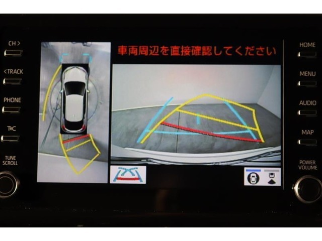 車両を上から見たような映像表示するパノラミックビューモニター付き！