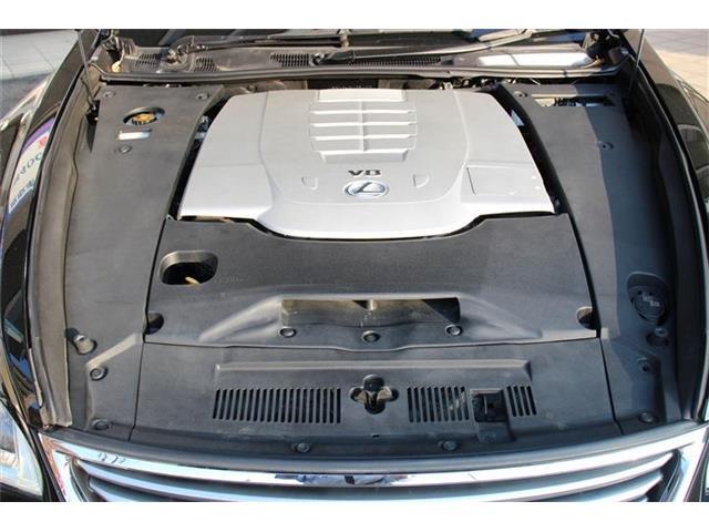 【錆の少ないエンジン部分】納車前にはしっかりと整備をさせて頂きます。ご不明点やご来店のお際は是非お電話でご連絡下さい！