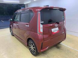 当店ではダイハツ認定U-CARをはじめ、お手頃価格のお車や、オトクなナビ付き車、オプション充実の高年式車をはじめ、ダイハツ車以外も豊富にラインナップしております。