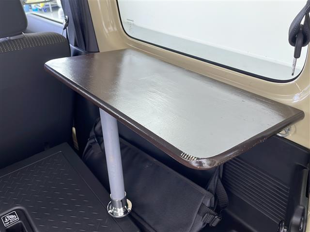 【ルーフ】大きなへこみや色褪せもなくきれいな状態です！ひょう害車は販売いたしませんのでご安心ください。