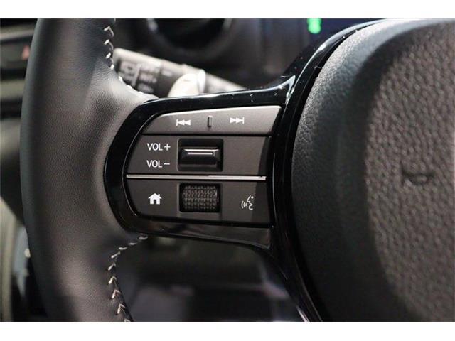 運転しながら操作が出来る画期的装備！これ便利です