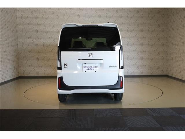 当社グループにてカー用品エクステリア＆ナビ、パーツインテリアもカスタムOKです！ご相談お待ちしております！