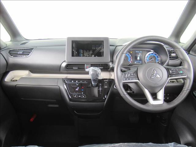 カードックアイの在庫を見ていただきありがとうございます。総在庫300台以上　届出済未使用車専門店でございます。ぜひ一度　0120-510-913　までお問い合わせください。