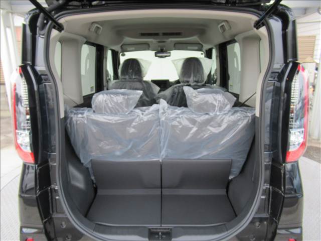 幅広いスペースを確保！倒してご利用いただければレジャー使いでも、普段の買い物でも多くのものを積み込めます。