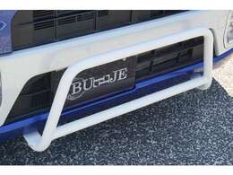 BULLCLIMBの構成部品は・ヘッドライトガーニッシュ　・テールランプガーニッシュ　・フロントグリル　・バンパーガード　となります。30mmアップサス等オリジナルパーツのオプションもございます