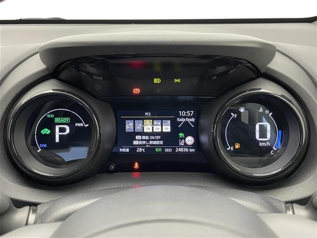 【メーターまわり】ドライバーから見やすい位置にあって安全運転に寄与します。メーターも見やすくてシンプルなデザインになっております！！！