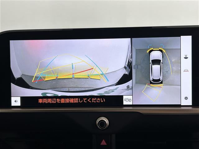 【　全方位カメラ　】上から見下ろしたように駐車が可能です。安心して縦列駐車も可能です♪