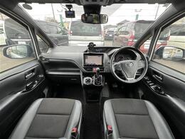 【インパネ全体】車内の雰囲気でお車の印象も変わります。自分好みのお車を見つけていきましょう！