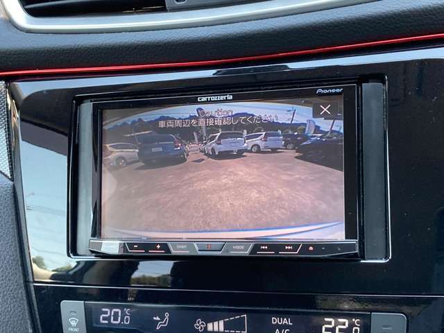 バックカメラで駐車が苦手な方も安心して駐車出来ます！