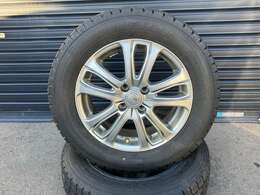 スタッドレスタイヤもあります！185/65R15