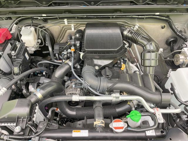 親切・丁寧な専門メカニックスタッフが応対！・車検・点検整備・事故等の修理などアフターサービスも安心。お車のカスタマイズもネクステージのサービススタッフまでご相談ください！