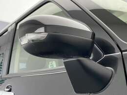 【ドアミラー】大きくて見やすいので、後方を見るときも安心です！