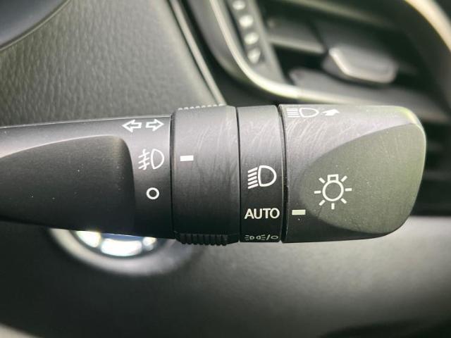 国産車から輸入車まで多様なお客様のニーズのお応えできるように、全国規模で豊富な在庫展開！車のことならWECARSへ！