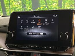 【純正9インチナビ】人気の純正ナビを装備しております。ナビの使いやすさはもちろん、オーディオ機能も充実！キャンプや旅行はもちろん、通勤や買い物など普段のドライブも楽しくなるはず♪