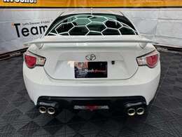 ナビゲーション・オーディオ・ETC取付、交換など各種オプション承ります。　詳しくはスタッフにお尋ねください。