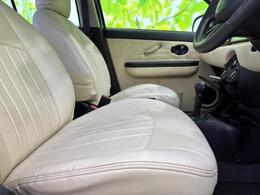 「この車の写真をもっと見たい」「状態が気になる」「この装備はついている？」どんな小さな疑問でもお気軽にお問い合わせください！