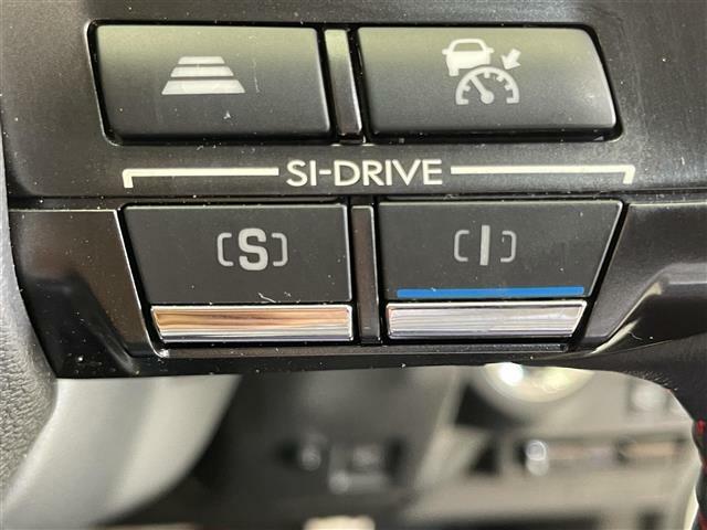 【SI-DRIVEシステム】エンジンをコンピュータで制御するシステムです。燃費重視の走りからロングドライブやワイディングなど気分やシーンに合わせて走行機能を使い分けることができます！