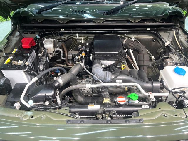 親切・丁寧な専門メカニックスタッフが応対！・車検・点検整備・事故等の修理などアフターサービスも安心。お車のカスタマイズもネクステージのサービススタッフまでご相談ください！
