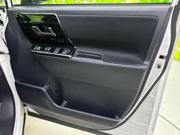 「この車の写真をもっと見たい」「状態が気になる」「この装備はついている？」どんな小さな疑問でもお気軽にお問い合わせください！