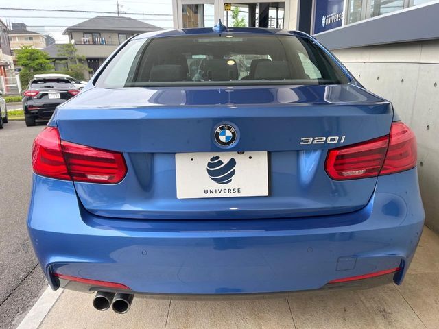 ●当店では第三者機関による車両品質鑑定を導入し、修復歴車を排除。鑑定書が発行されますので、ぱっと見ただけでは分からない箇所まで納得した上でご検討いただけます。※一部未実施の場合がございます。
