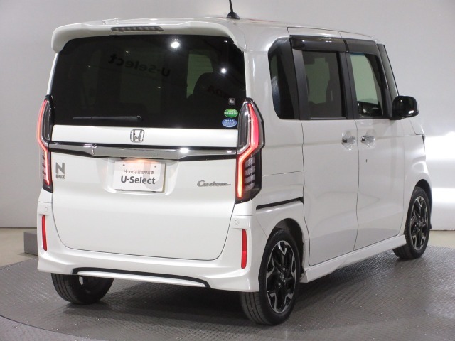 ボディクリーニング後、愛車をピカピカの状態へ保護するコーティング「ブライトパック」がおススメです！水垢がつきにくく、手入れがしやすくなりますよ！いつも愛車をきれいにしておきたい方におススメです。