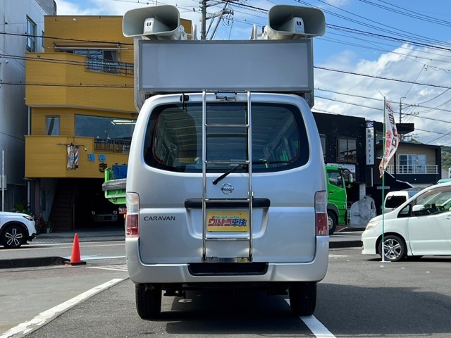 国家認定整備士の点検済み車両です。ここから始まるカーライフは当社にて！維持もオイル交換軽自動車1，200円普通車1，800円！その他ご提案も盛りだくさん！054-395-7540まで