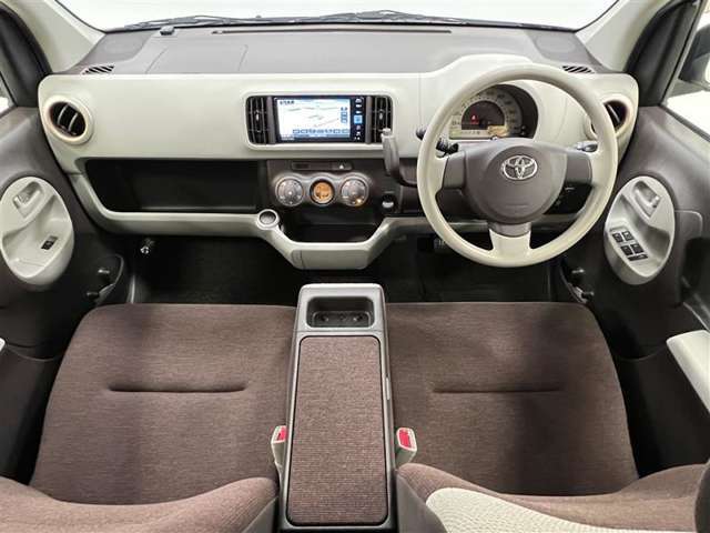 小回りが利いて車庫入れも楽々！車両感覚がつかみやすく運転しやすい！初心者にもオススメ！