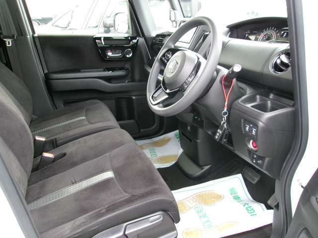 ★あなたの愛車高価買取・下取★良質なお車を直接店頭で販売しますので、高く下取り出来ます！オークション出品を前提とした買取店には負けません！是非ご相談下さい★