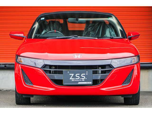新品にてカーボンエンジンフード、ハイマウントカバー、テール、ヘッドライトカバー、ステアリングをカスタムしたS660です！！