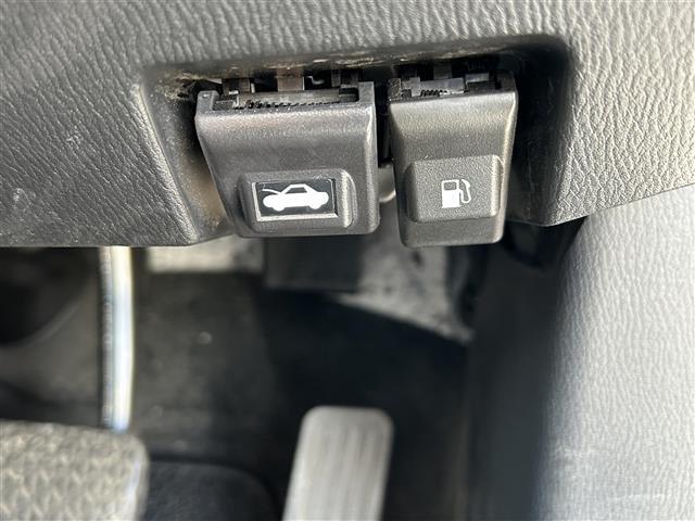 店舗にて現車の確認もいただけますので、お電話で在庫のご確認の上是非ご来店くださいませ！！！