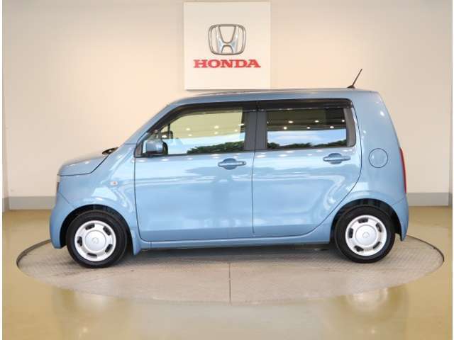 車両状態証明書付き車両です。車両状態を検査員が評価をし、結果を点数で表示しております。1台1台プロの目で事細かにチェックしている車両ですので、ご安心してお買い求めしていだけます。