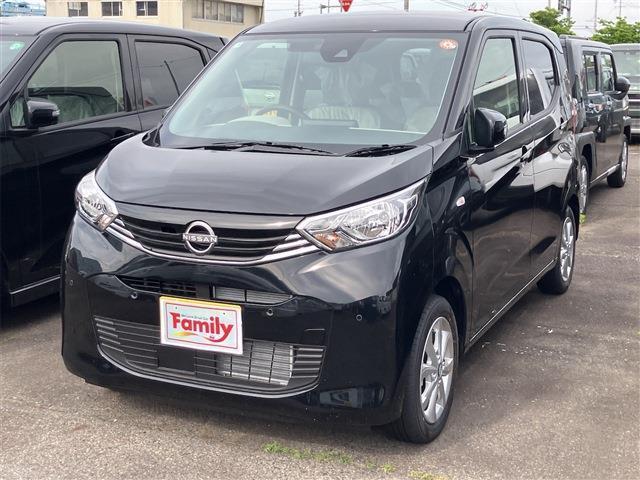 【アフターサポートもお任せ】購入後の車検・オイル交換、鈑金修理、コーティング等、全て自社工場で作業できます！