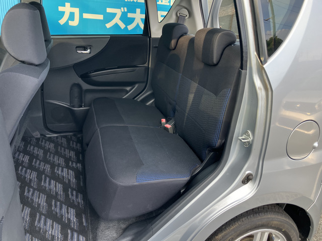 カーズ大阪が選ばれる3つのポイント！1.価格がお得！2.安くても質の高い車を！3.誠心誠意を持って丁寧にご提供購入後のアフターフォロー・サービスを実施しています！