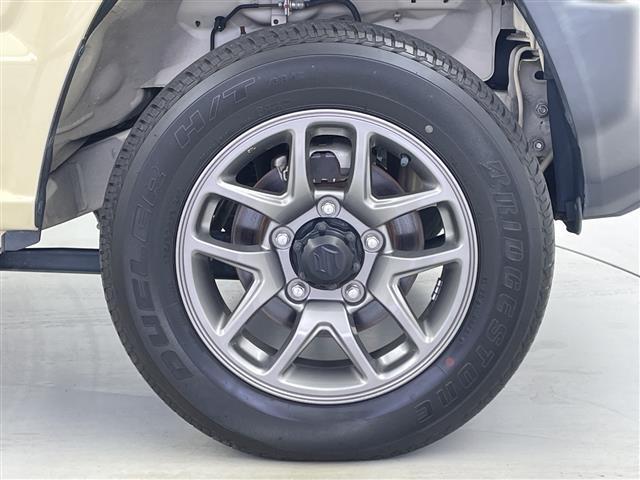 【タイヤ・ホイール】足回りもかっこよく決まってます！社外のアルミやスタッドレスタイヤも取り扱いございます！！ドレスアップもカスタマイズもお任せください！！