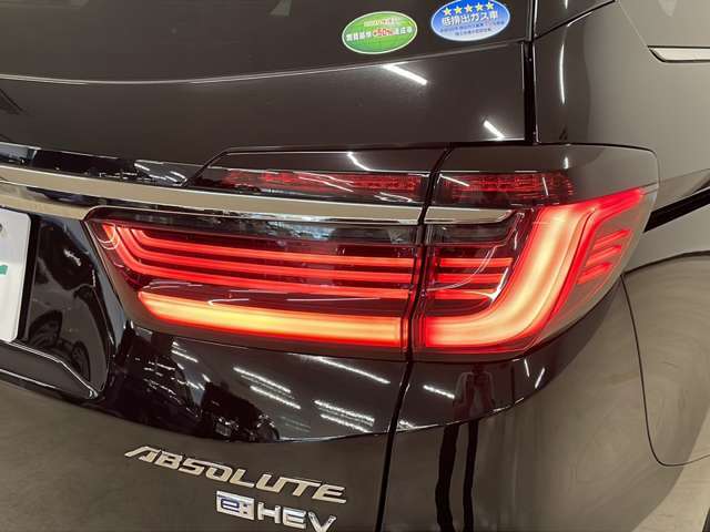 【テールランプ】視認性の高いデザイン性に優れたテールランプです！