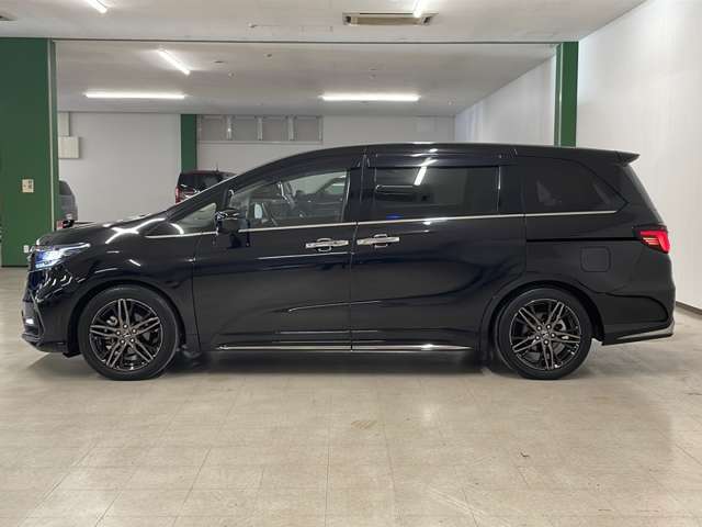 【左】『外装；左側』の画像になります。写真の内容に関してご不明点、ご質問等がございましたらお気軽にガリバー店舗までお問い合わせください。