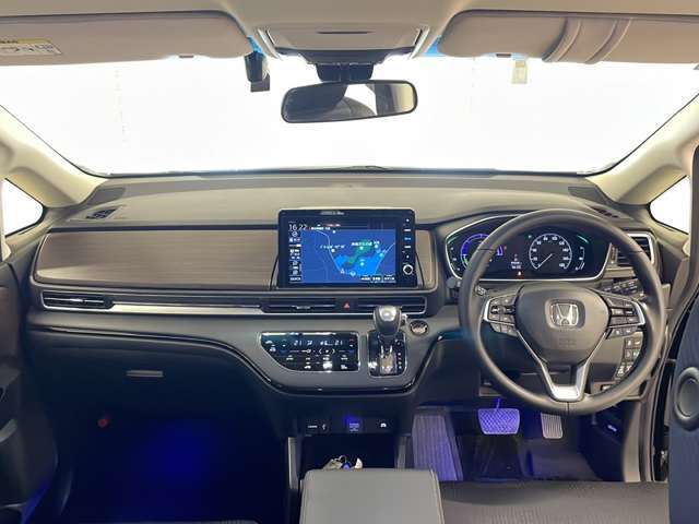 【インパネ全体】『インパネ全体』の画像になります。写真の内容に関してご不明点、ご質問等がございましたらお気軽にガリバー店舗までお問い合わせください。