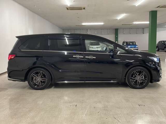 【右】『外装：右側』の画像になります。写真の内容に関してご不明点、ご質問等がございましたらお気軽にガリバー店舗までお問い合わせください。